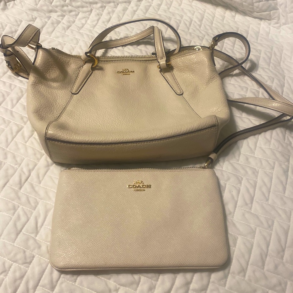 White Coach Purse and Wallet